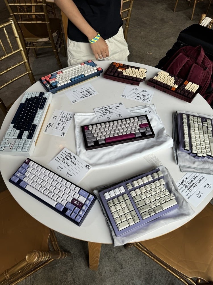 Image of a keyboard meetup